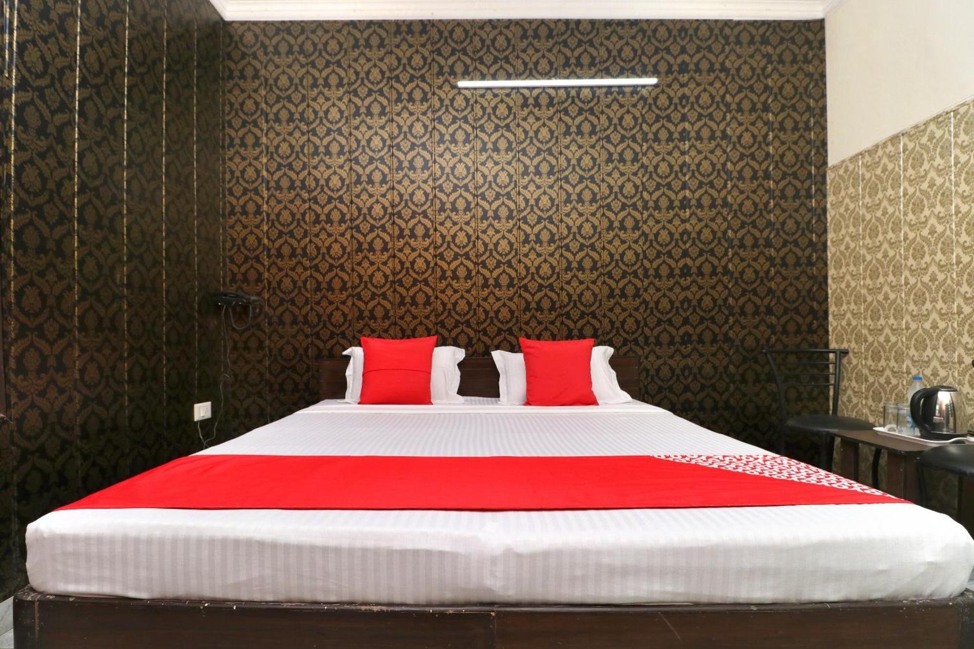 Hotel O Mall Residency Amritsar Zewnętrze zdjęcie
